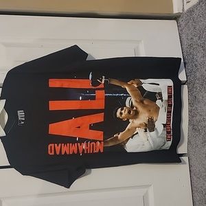 Young men's Muhammad ali t shirt
